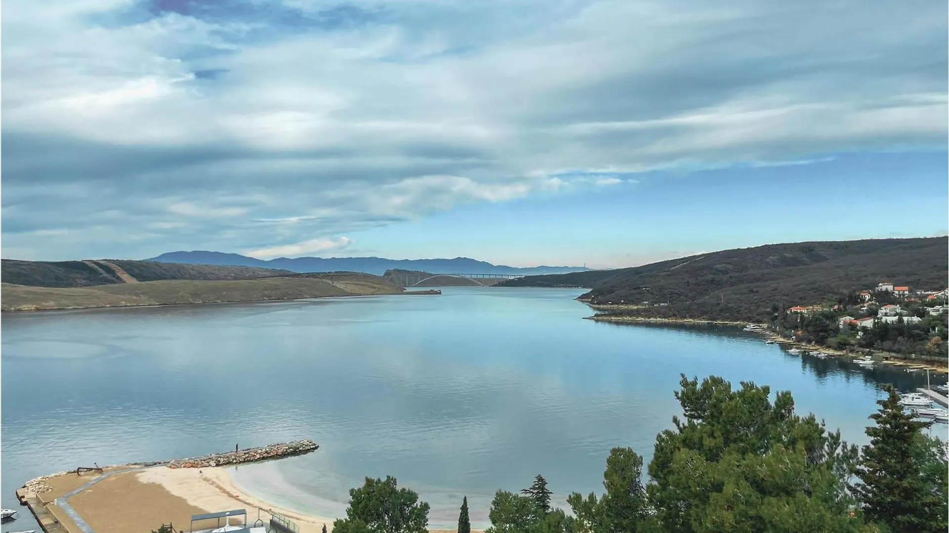 Amazing Apartment In Jadranovo With Wifi Croatia